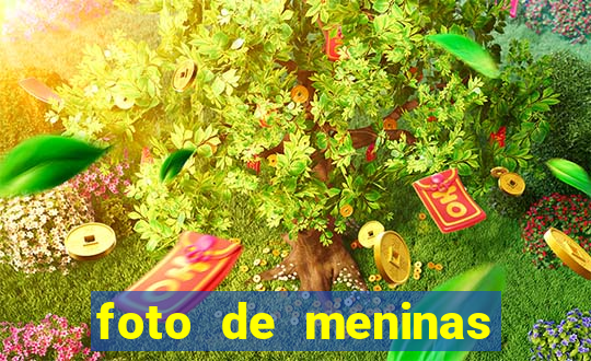 foto de meninas cacheadas no espelho