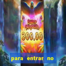 para entrar no time de futebol profissional o jogador deve ter pelo menos 18 anos