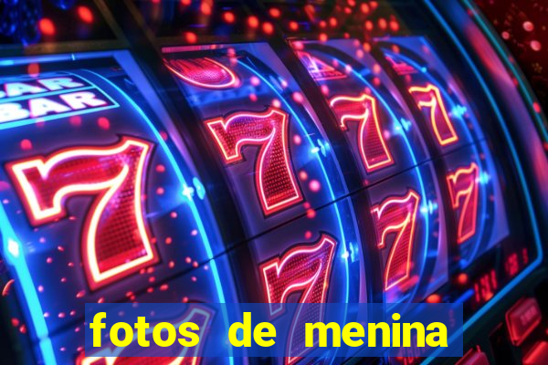 fotos de menina fake cacheada