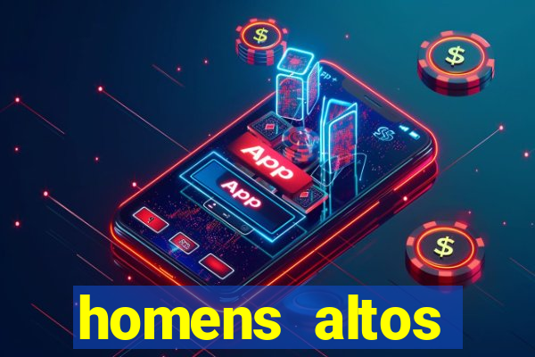 homens altos sarados pelados