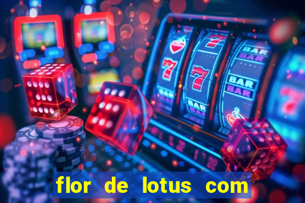 flor de lotus com lua tatuagem