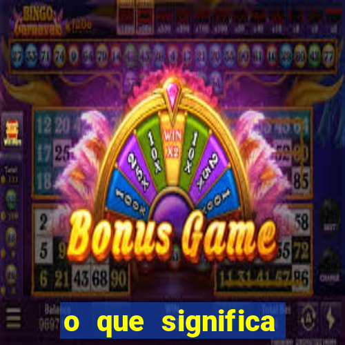 o que significa quando a luz acende sozinha