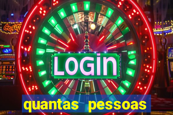 quantas pessoas cabem no beto carrero