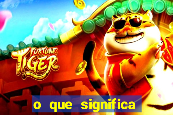 o que significa encontrar um passarinho morto em casa