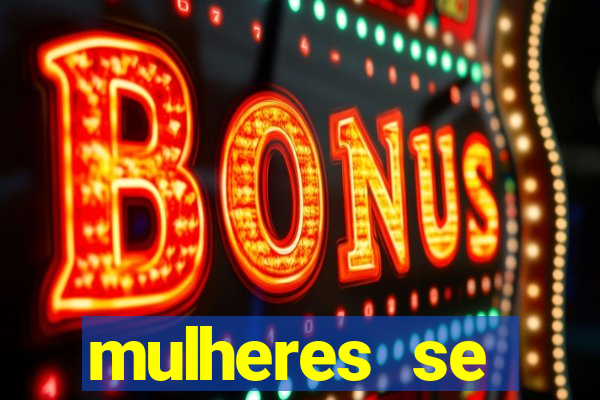 mulheres se exibindo ao vivo