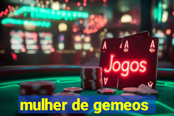 mulher de gemeos